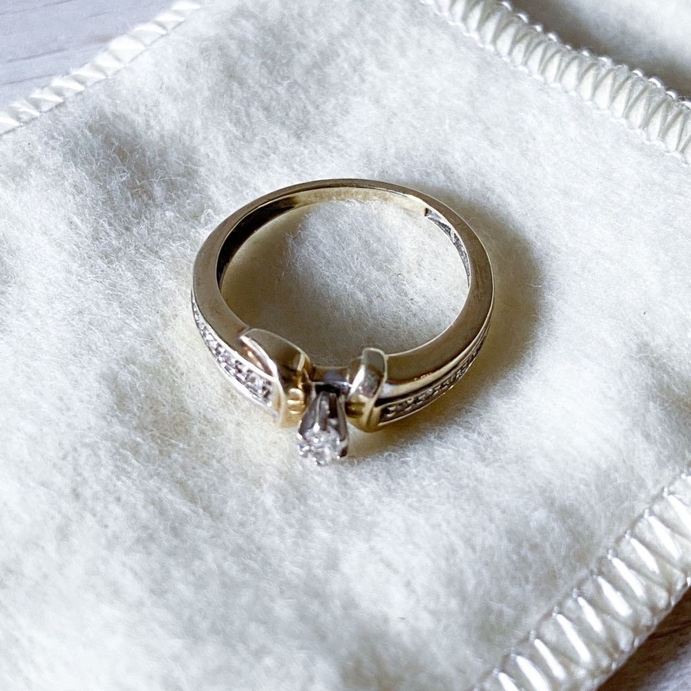 Authentic Diamond Ring - image 2